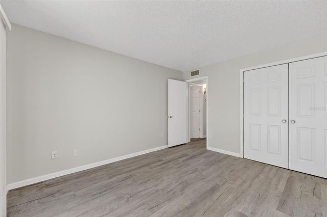 11715 RAINTREE VILLAGE BOULEVARD A, Temple Terrace, FL 33617