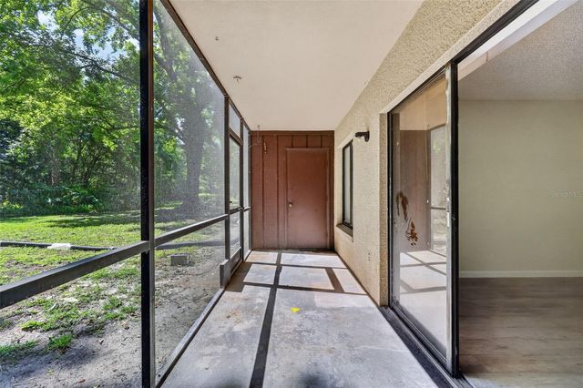 11715 RAINTREE VILLAGE BOULEVARD A, Temple Terrace, FL 33617