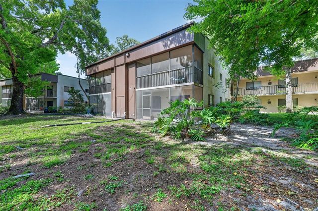 11715 RAINTREE VILLAGE BOULEVARD A, Temple Terrace, FL 33617