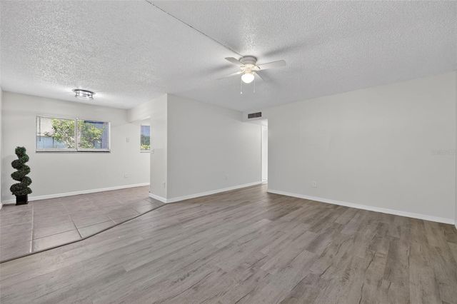 11715 RAINTREE VILLAGE BOULEVARD A, Temple Terrace, FL 33617