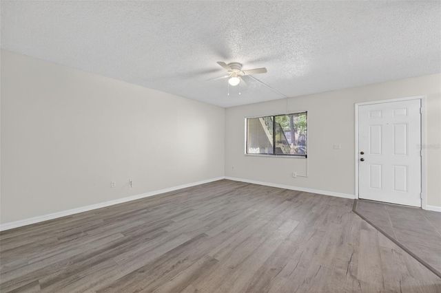 11715 RAINTREE VILLAGE BOULEVARD A, Temple Terrace, FL 33617