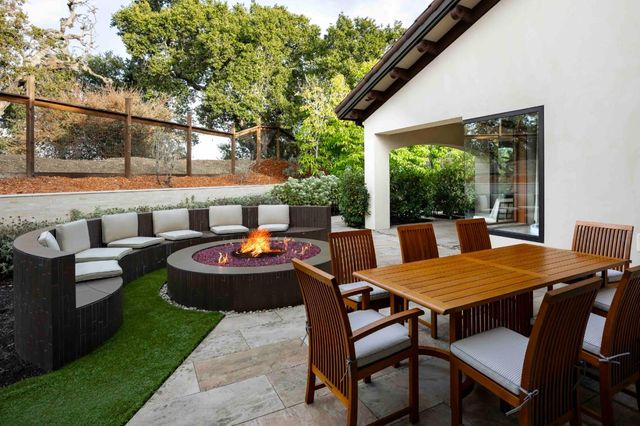 27500 La Vida Real, Los Altos Hills, CA 94022