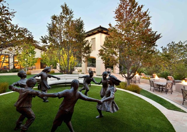 27500 La Vida Real, Los Altos Hills, CA 94022