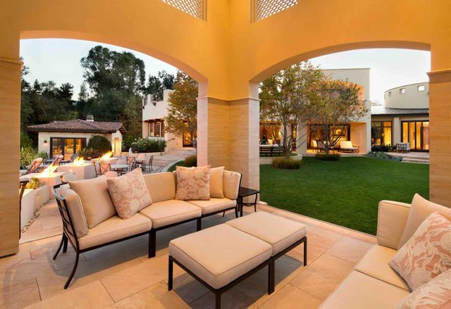 27500 La Vida Real, Los Altos Hills, CA 94022