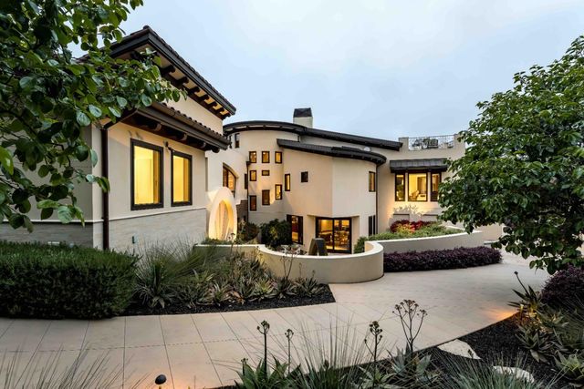 27500 La Vida Real, Los Altos Hills, CA 94022