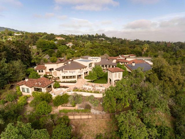 27500 La Vida Real, Los Altos Hills, CA 94022