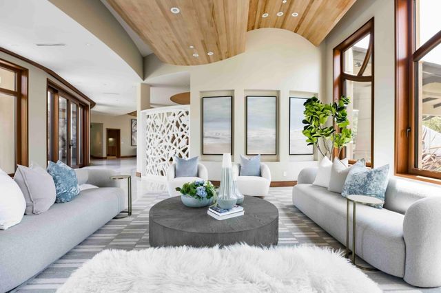 27500 La Vida Real, Los Altos Hills, CA 94022
