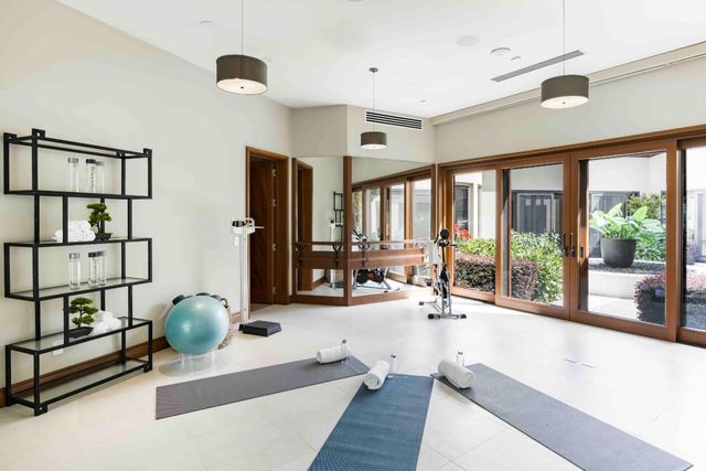 27500 La Vida Real, Los Altos Hills, CA 94022