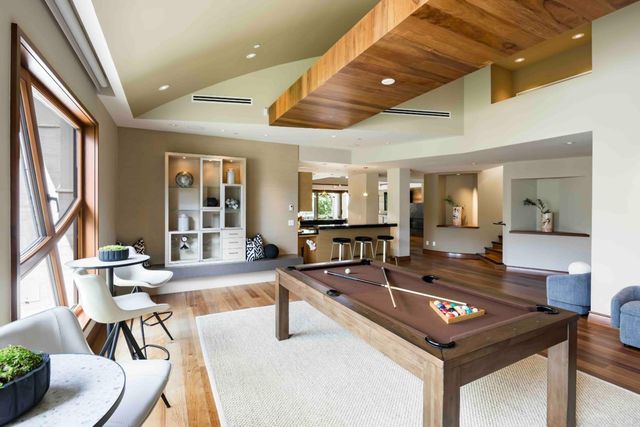 27500 La Vida Real, Los Altos Hills, CA 94022