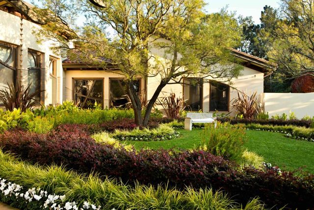 27500 La Vida Real, Los Altos Hills, CA 94022
