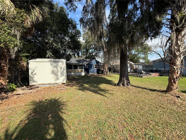915 E WALNUT STREET, Lakeland, FL 33801