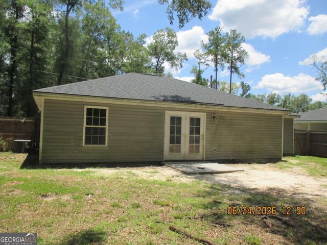 8 Oak Ridge Cemetery Road SW, Ludowici, GA 31316