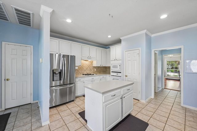 2613 Broussard Court, Seabrook, TX 77586