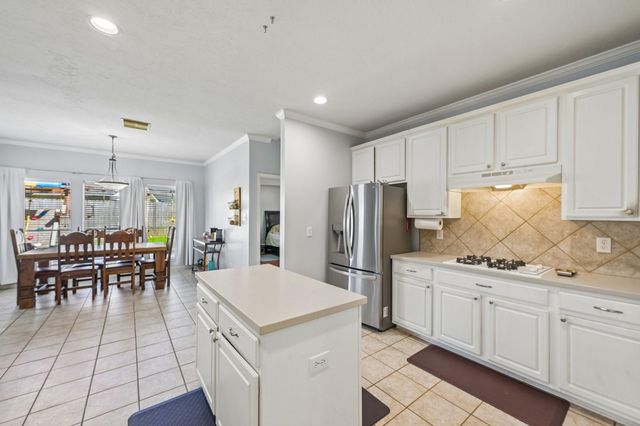 2613 Broussard Court, Seabrook, TX 77586