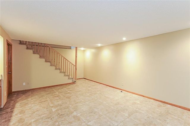 14801 S Brougham Drive, Olathe, KS 66062