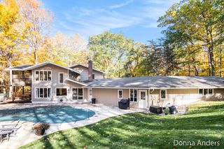 7160 River Valley Drive Se, Caledonia Twp, MI 49302