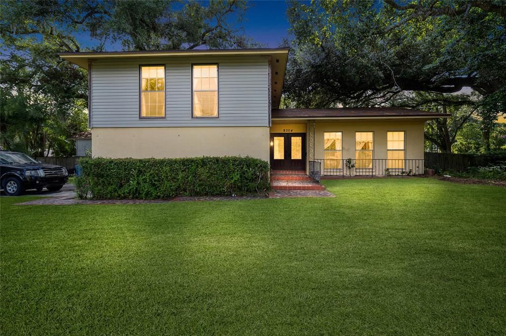 8304 PAT BOULEVARD, Tampa, FL 33615