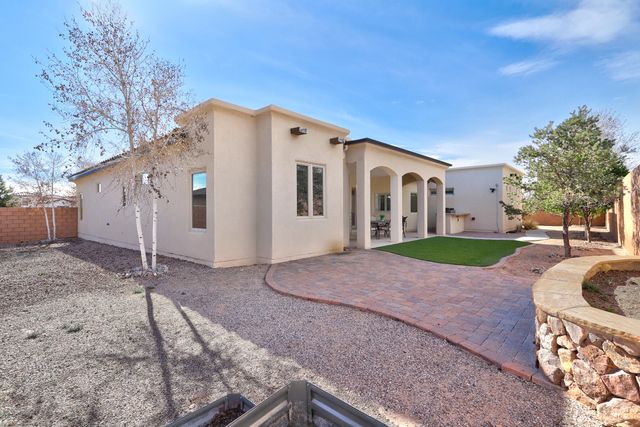 6535 Vista Del Prado Road NW, Albuquerque, NM 87120