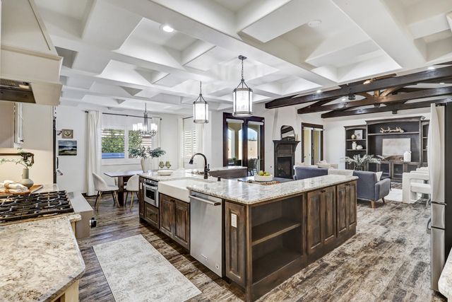 6535 Vista Del Prado Road NW, Albuquerque, NM 87120