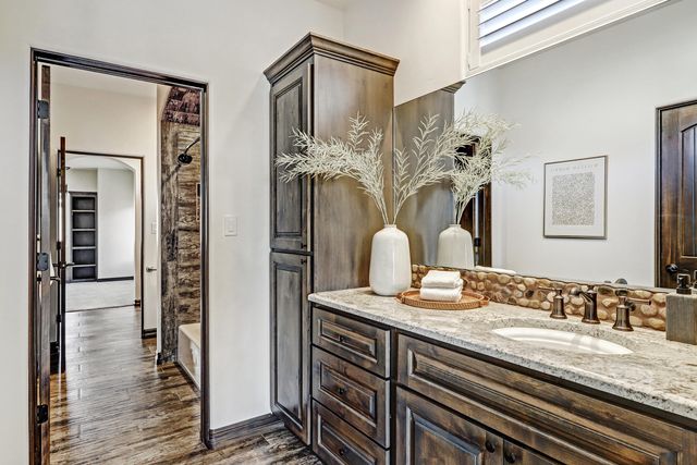 6535 Vista Del Prado Road NW, Albuquerque, NM 87120