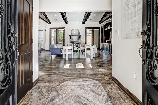 6535 Vista Del Prado Road NW, Albuquerque, NM 87120