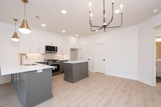 28 Driftwood Lane, Little Rock, AR 72223