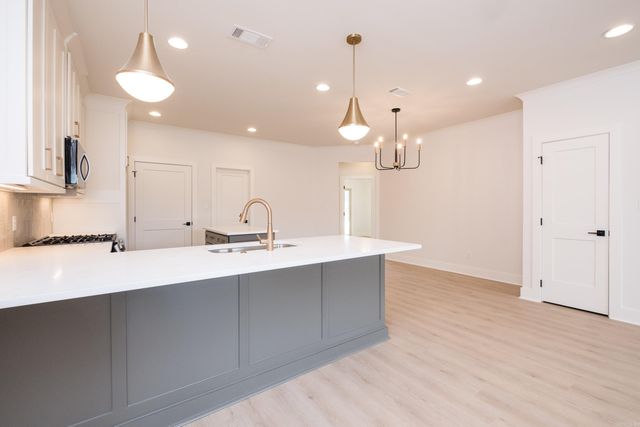 28 Driftwood Lane, Little Rock, AR 72223