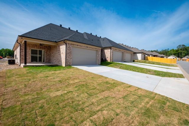 28 Driftwood Lane, Little Rock, AR 72223