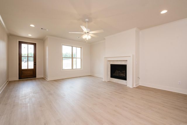 28 Driftwood Lane, Little Rock, AR 72223