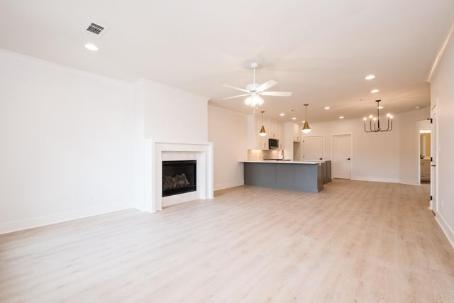 28 Driftwood Lane, Little Rock, AR 72223