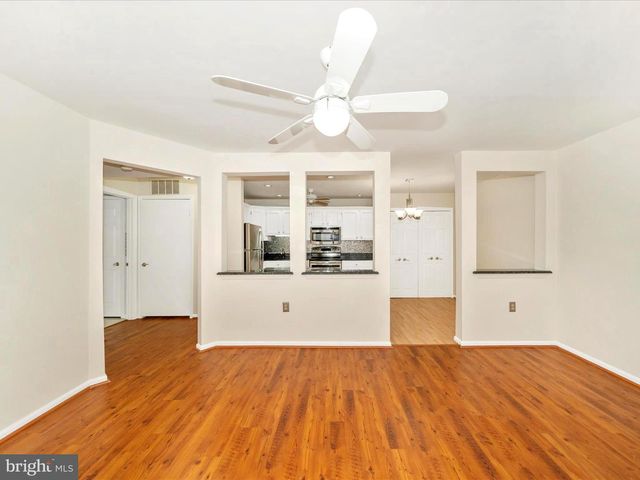 10714 KINGS RIDING WAY #T3-21, Rockville, MD 20852