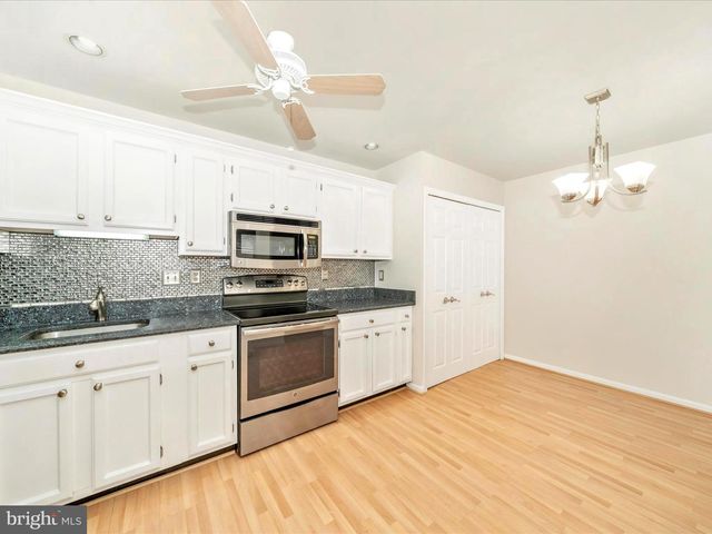 10714 KINGS RIDING WAY #T3-21, Rockville, MD 20852