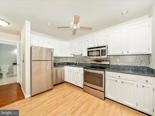 10714 KINGS RIDING WAY #T3-21, Rockville, MD 20852