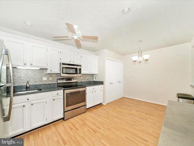 10714 KINGS RIDING WAY #T3-21, Rockville, MD 20852