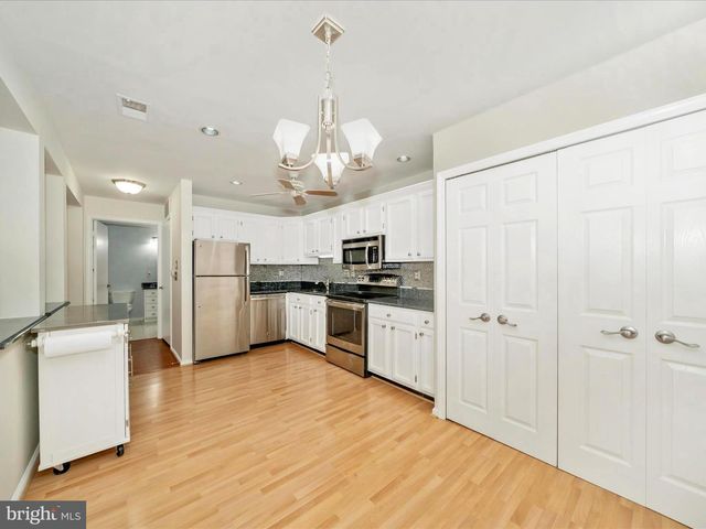 10714 KINGS RIDING WAY #T3-21, Rockville, MD 20852