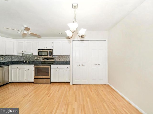 10714 KINGS RIDING WAY #T3-21, Rockville, MD 20852