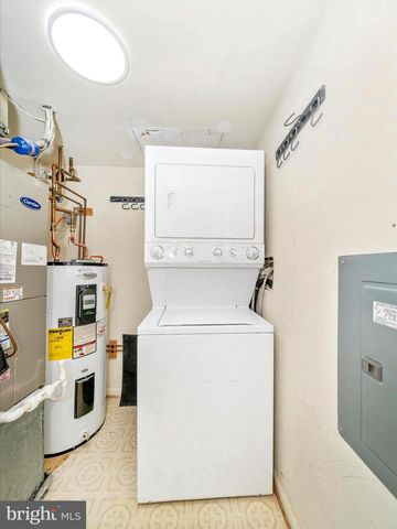 10714 KINGS RIDING WAY #T3-21, Rockville, MD 20852