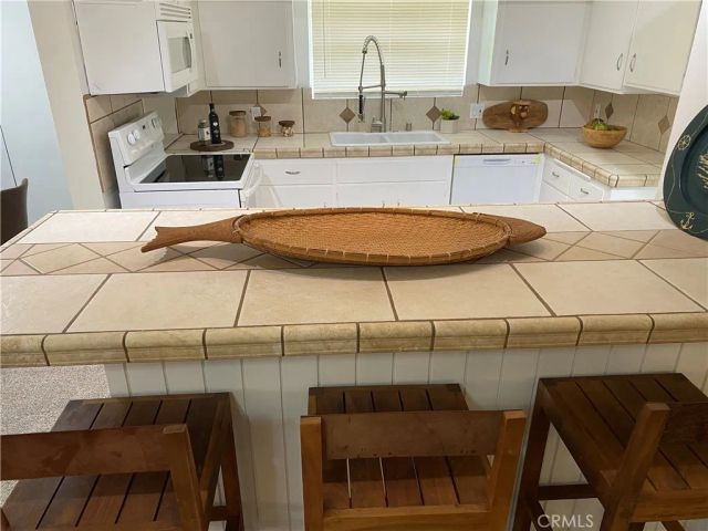 54858 Martinez Trail, Yucca Valley, CA 92284