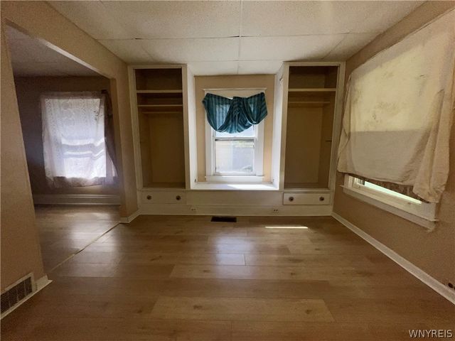 1611 Linwood Avenue, Niagara Falls, NY 14305
