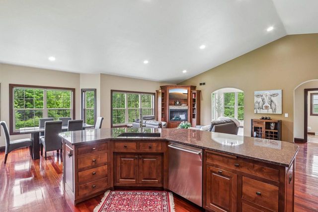 N6819 Canter COURT, Lake Mills, WI 53551