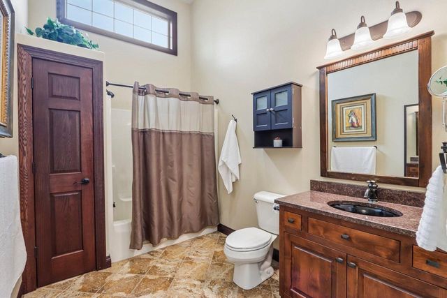N6819 Canter COURT, Lake Mills, WI 53551