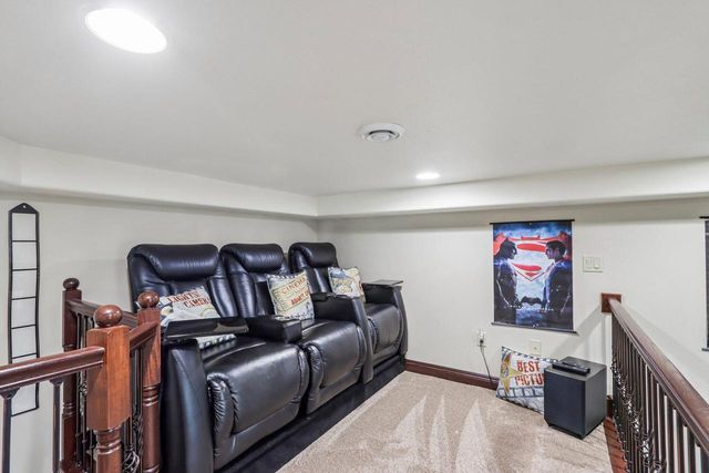 N6819 Canter COURT, Lake Mills, WI 53551