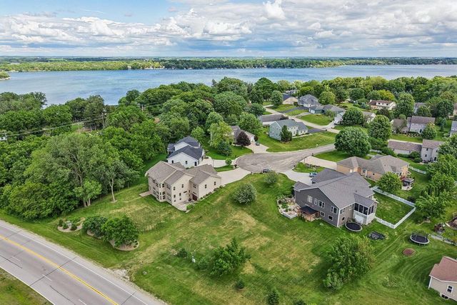 N6819 Canter COURT, Lake Mills, WI 53551