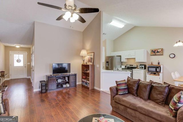 104 Jacob Drive, Hoschton, GA 30548