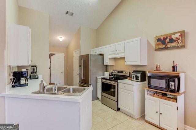 104 Jacob Drive, Hoschton, GA 30548