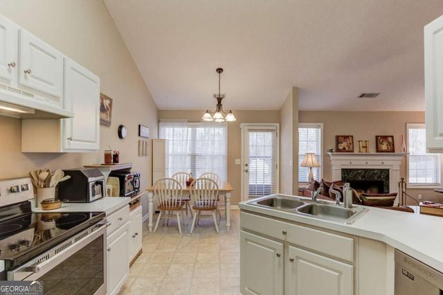 104 Jacob Drive, Hoschton, GA 30548