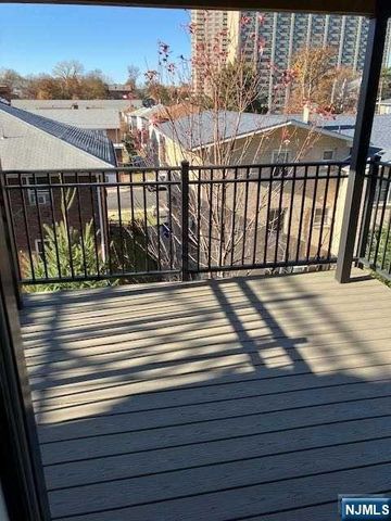 1547 11th Street A, Fort Lee, NJ 07024