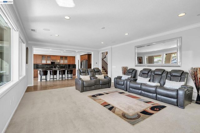 4061 Sarasta Bay Dr, Pittsburg, CA 94565