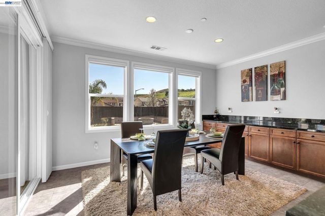 4061 Sarasta Bay Dr, Pittsburg, CA 94565