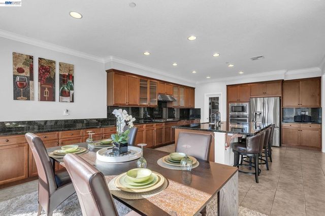 4061 Sarasta Bay Dr, Pittsburg, CA 94565